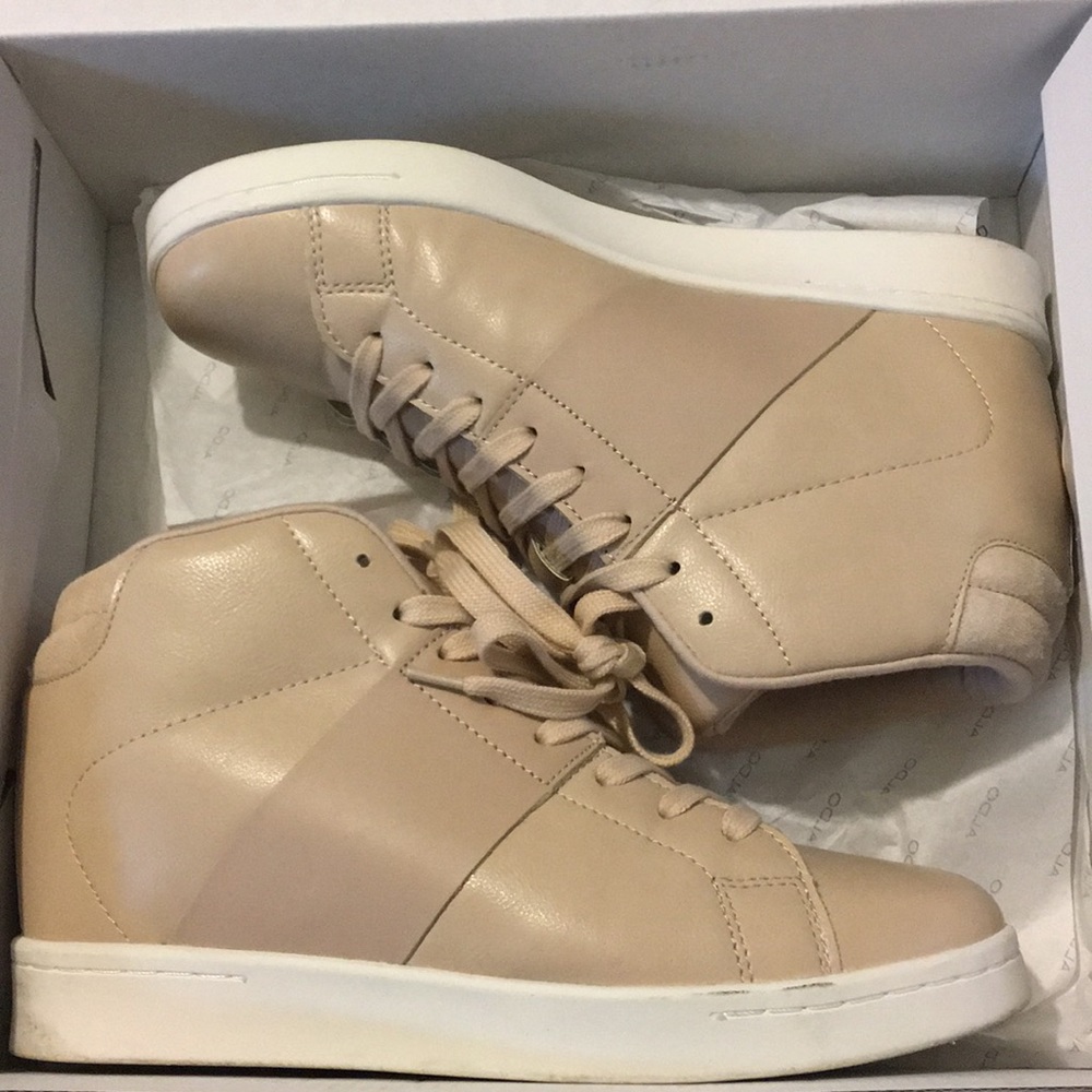Nude Aldo Sneaker wedge